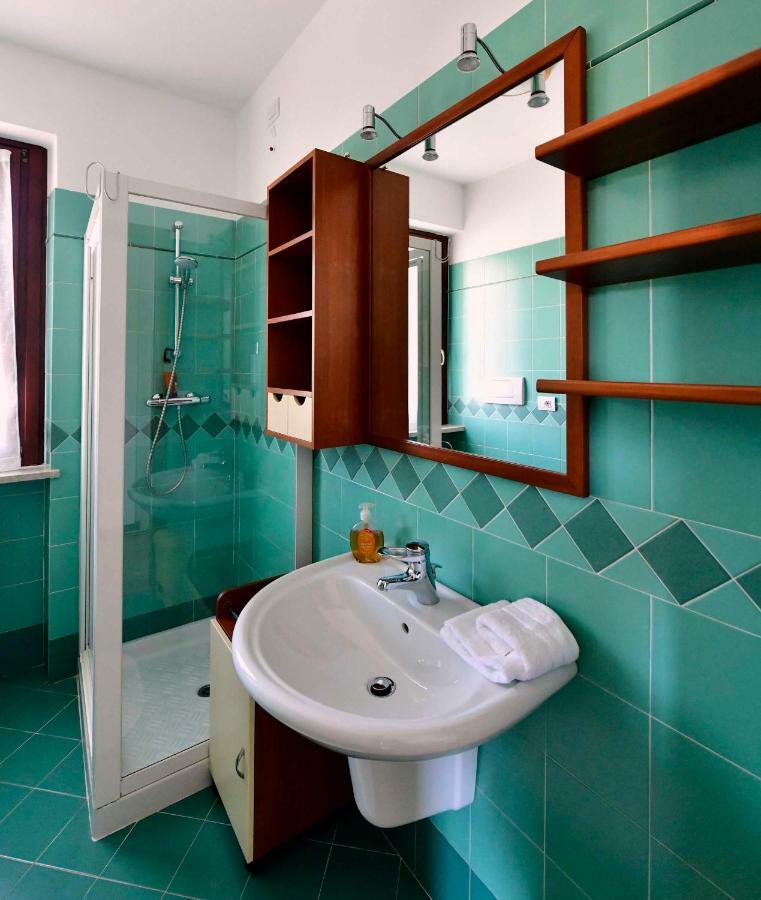 Welcome Traveller Divine Cecile Garda (Verona) Exterior foto