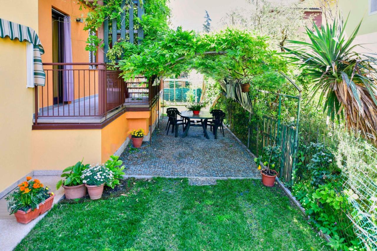 Welcome Traveller Divine Cecile Garda (Verona) Exterior foto
